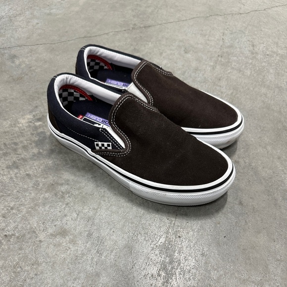 Vans Slip-on Shoes - Picture 2 of 5